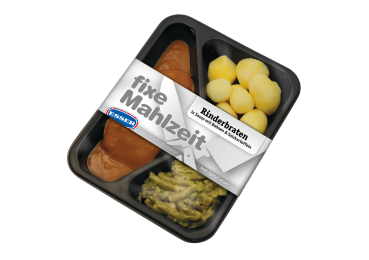 Rinderbraten in Sauce mit Bohnen und Salzkartoffeln